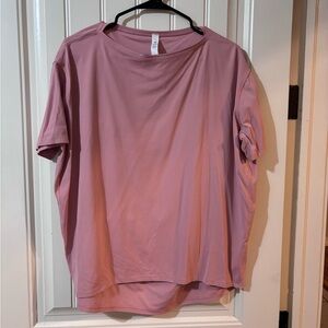 Women’s lululemon top